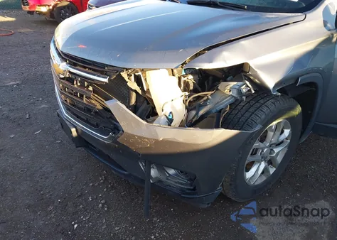 2018 Chevrolet Traverse Ls z USA, uszkodzony, nr VIN 1GNERFKW8JJ108885